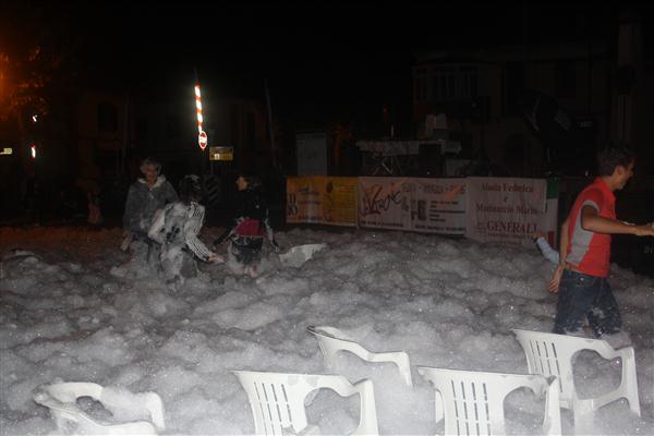 schiuma party in piazza a garessio10