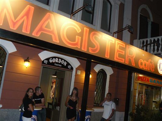 starlight party al magister caf dronero16