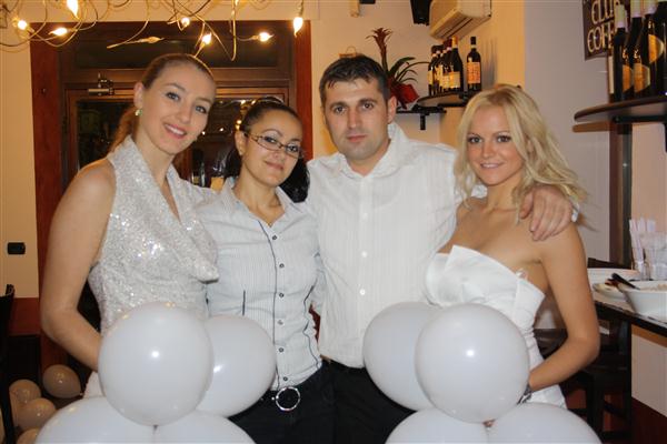 white party allangolo del caff alba13